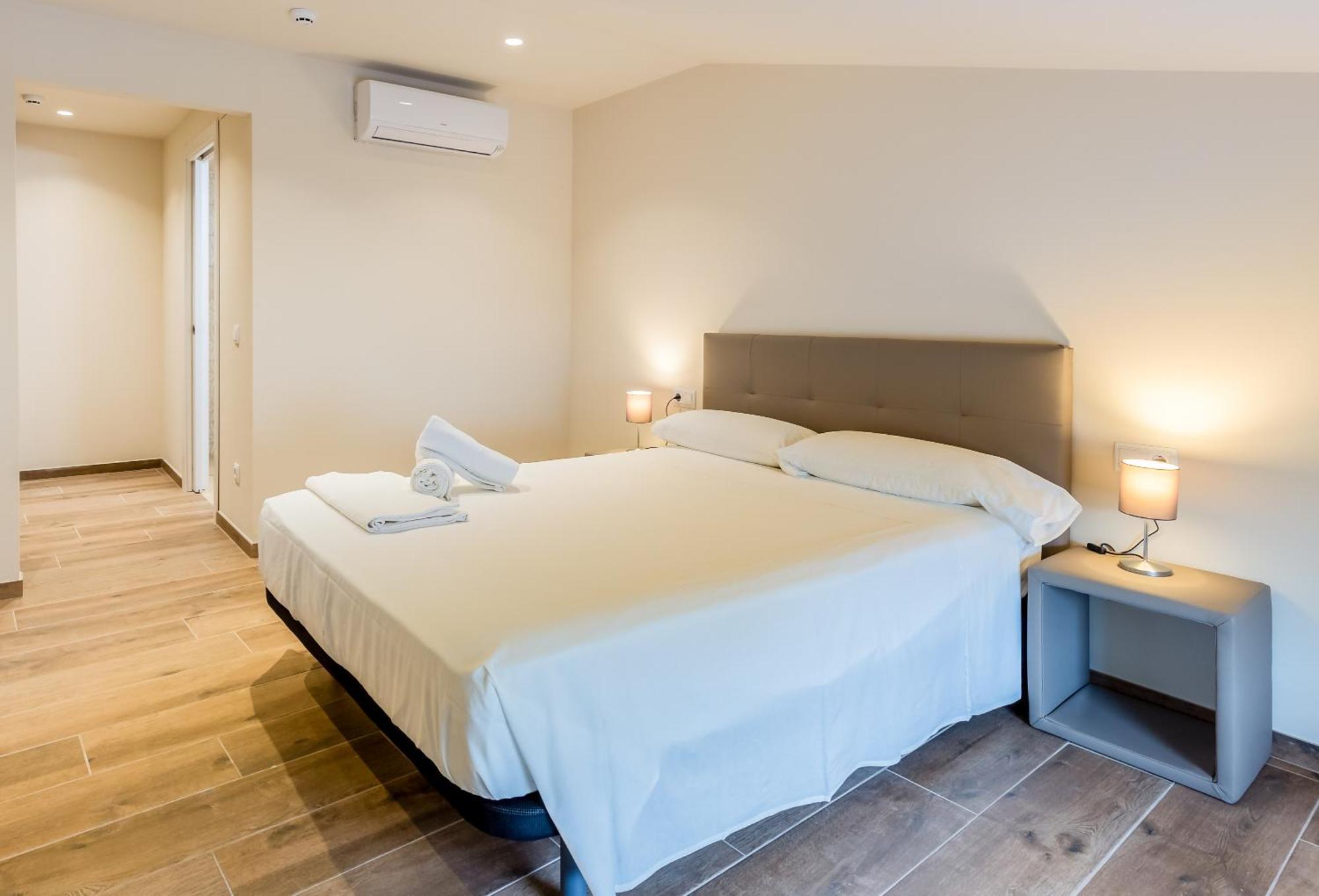 Can Cintet 3 Apartamento Con Terraza En Besalú Exterior foto