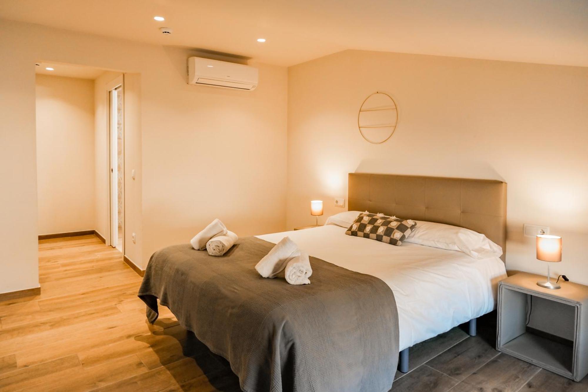 Can Cintet 3 Apartamento Con Terraza En Besalú Exterior foto